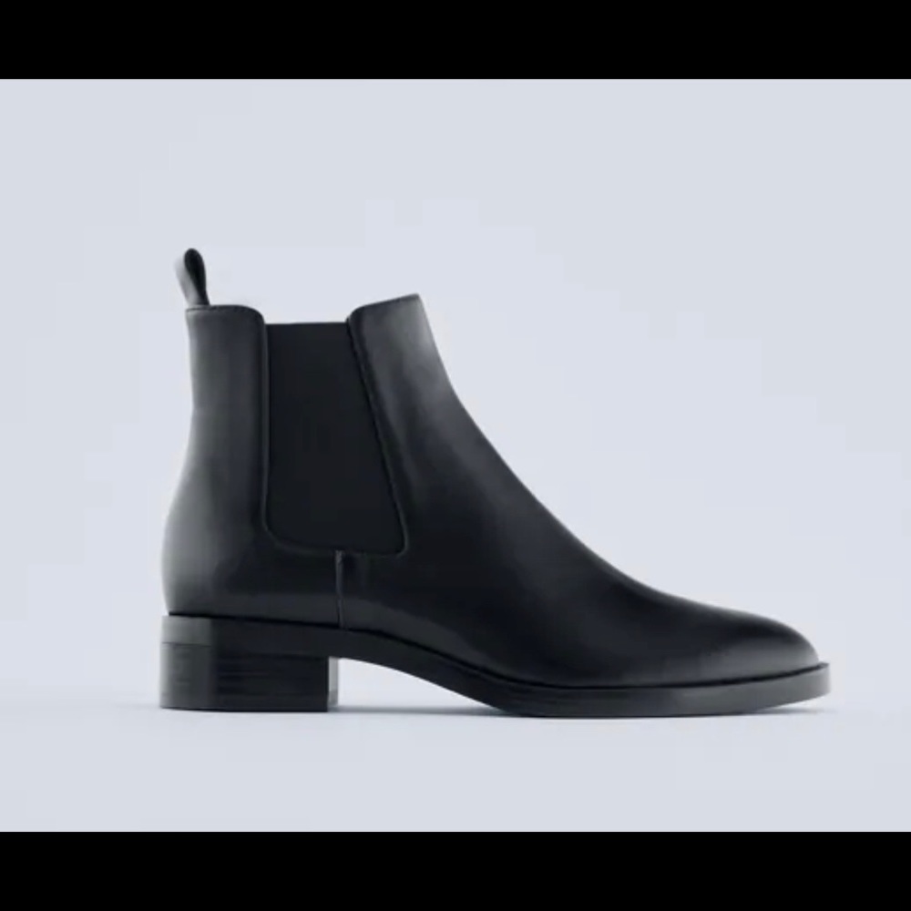 Zara Black Chelsea Boots SOLD